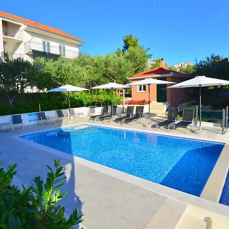 ゲストハウス Smokvica オクルグ・ゴルニ